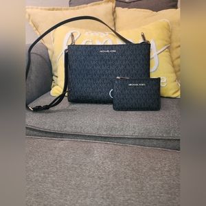 Michael Kors Crossbody